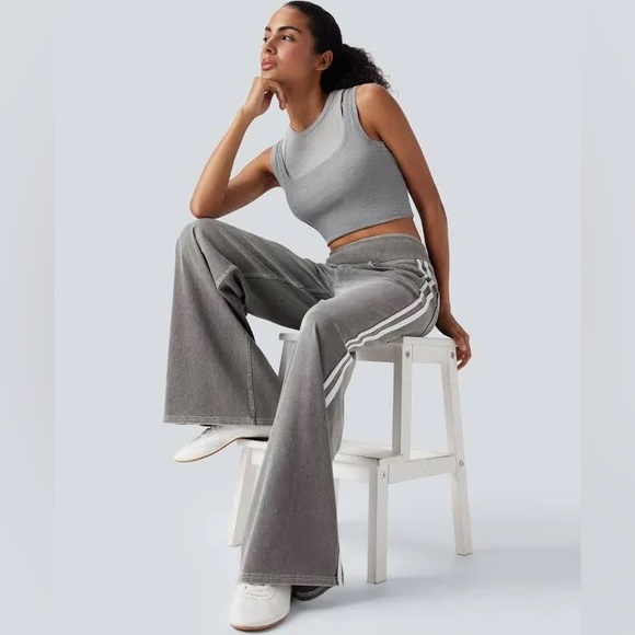 HALARA Denim - Halara Flex High Waisted Stripe Wide Leg Jeans with Pockets (read desp)